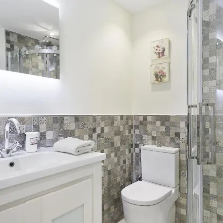 Spaces: Mediterranean Beachfront With Spacious Terrace